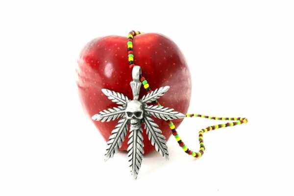 Necklace Beads Skull Cannabis Pendant
